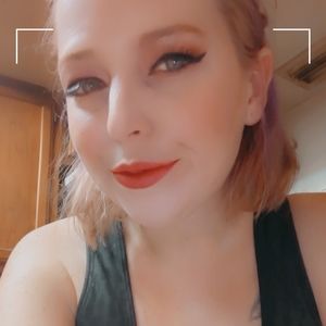 Meet your Posher, Cassie